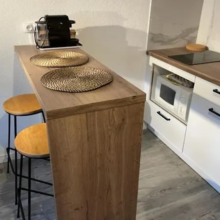 Lägenhet 23m In A With Pool Antibes